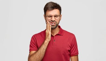 Tooth Split in Half Vertically: What You Need to Do Immediately